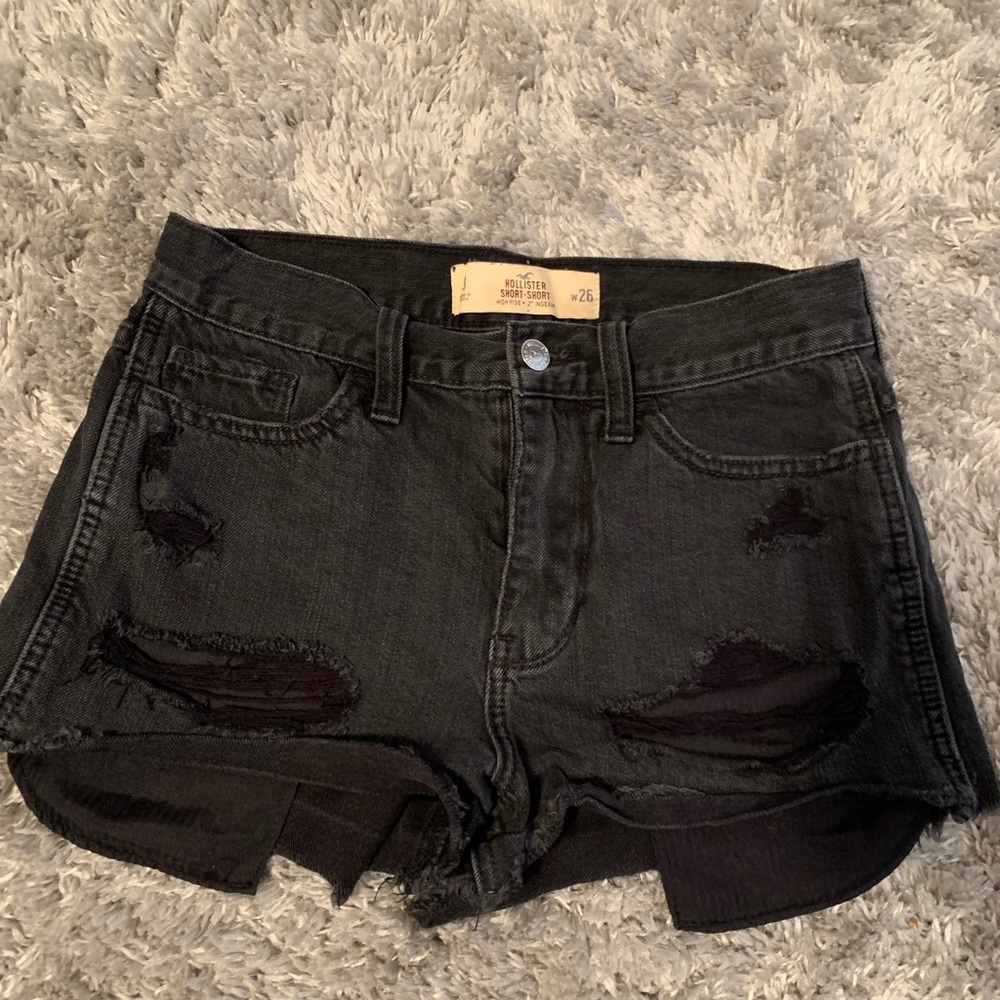 Black Hollister high rise shorts